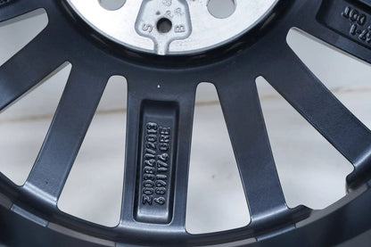 1 x BMW řady 2 Active U6 U06 hliníkový disk 17 palců 833 6891174 5A094B2