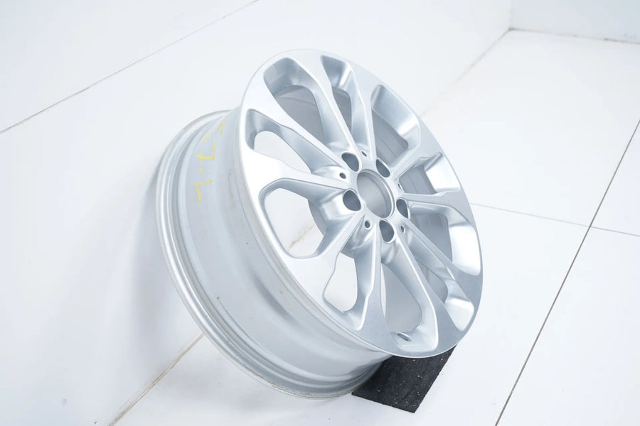 1 x hliníkový disk Mercedes třídy GLA W156 X156, 17 palců, A1564011700