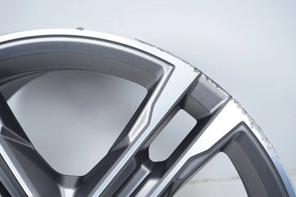 1 x originální BMW řady 1 řady 2 F44 F40 hliníkový disk 18 palců 556M 8053524