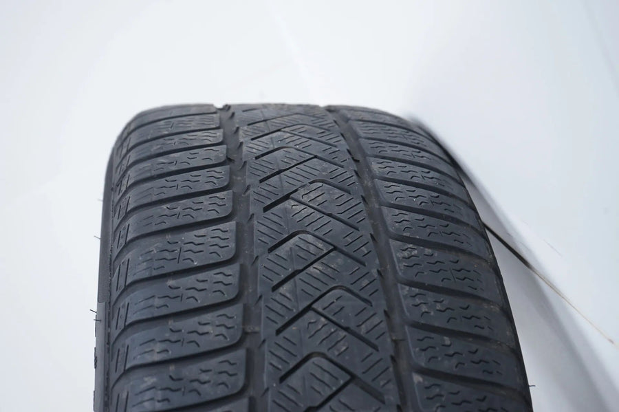 Mercedes C-Class W206 winter tires/wheels 225/45/18 inch