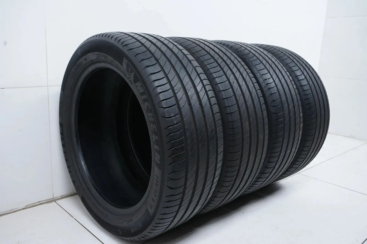 4 x Summer tires Michelin 235 50 19 inch DOT22 approx. 5mm