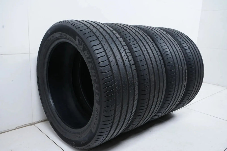 4 x Summer tires Michelin 235 50 19 inch DOT22 approx. 5mm