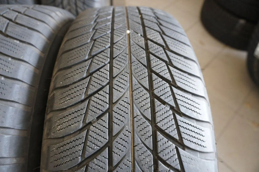 Originální BMW X3 G01 X4 hliníková kola TOP zimní sady zimní pneumatiky 225 60 R18 6mm