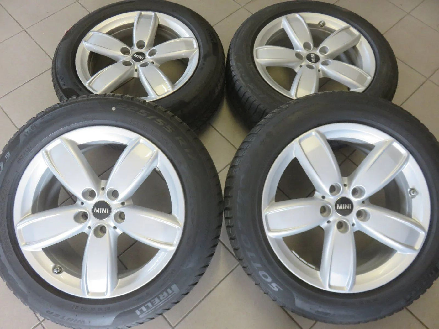Original Mini Countryman F60 SE 17 inch Alloy Wheels Winter Wheels Winter Tires