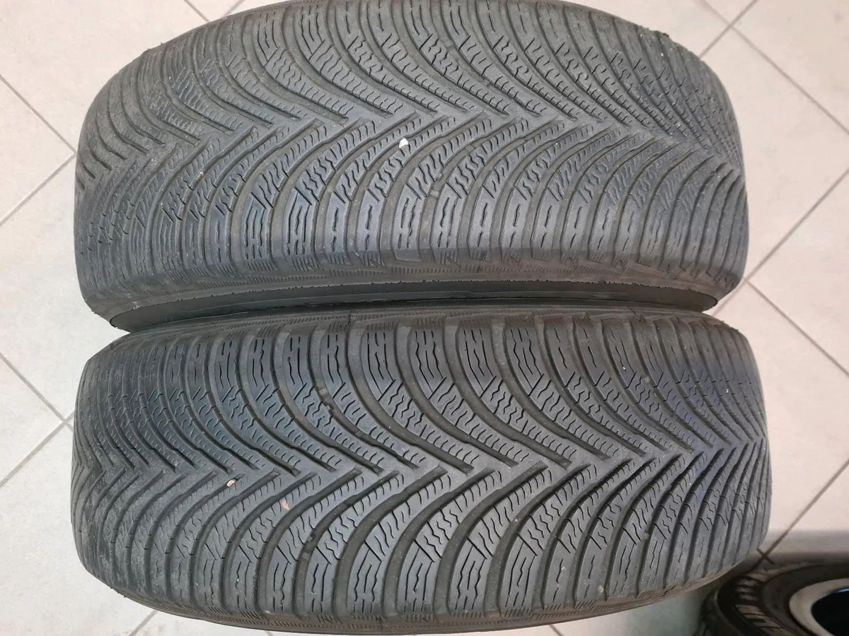Original Mercedes A-Class B-Class W177 CLA Alloy Wheels Winter Wheels Winter Tires Detailansicht 11
