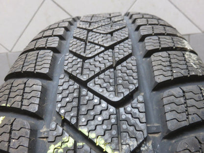 1 X 225 60 R18 104H Winterreifen Pirelli SottoZero 3* RSC RunFlat 2016 7,5mm