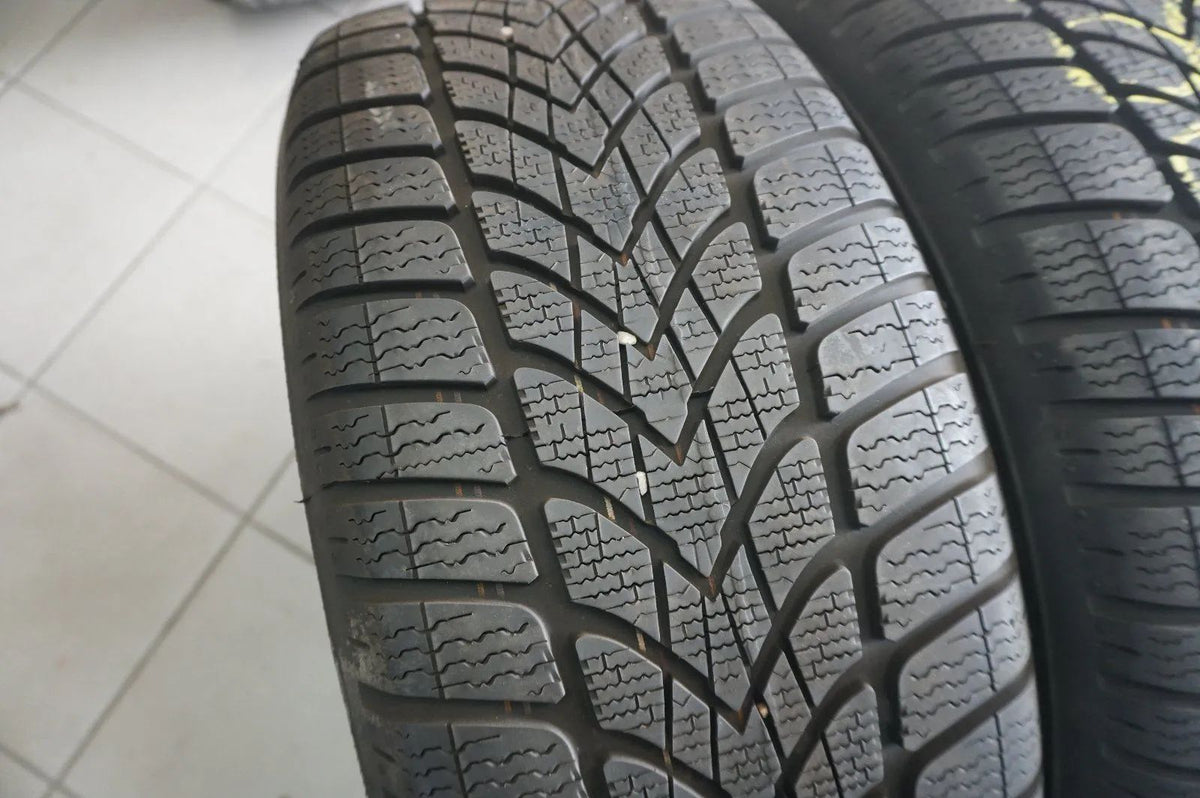 Jantes aluminium Mercedes Classe C W205 S205 d'origine Pneus hiver TOP 7mm Detailansicht 6