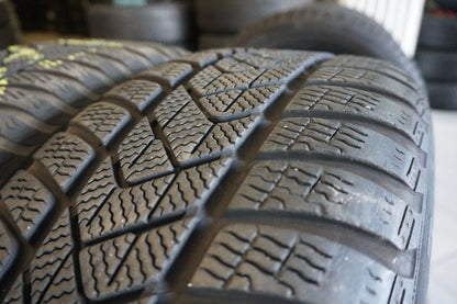 Original Mercedes E-Klasse W213 S213 Alufelgen Winterreifen 245 45 R18 Zoll