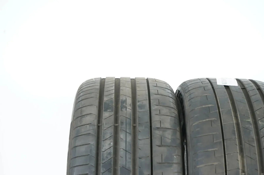 2x Pneus d'été Pirelli P Zero 275 40 22 pouces BMW* DOT22 env. 6mm