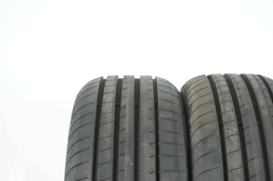 2 x Demo Summer Tires Goodyear 225 45 19 Inch DOT23 Bmw*