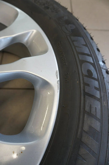 Jantes alu d'origine Mercedes GLA X156 W156 roues hiver pneus hiver 215 60 R17