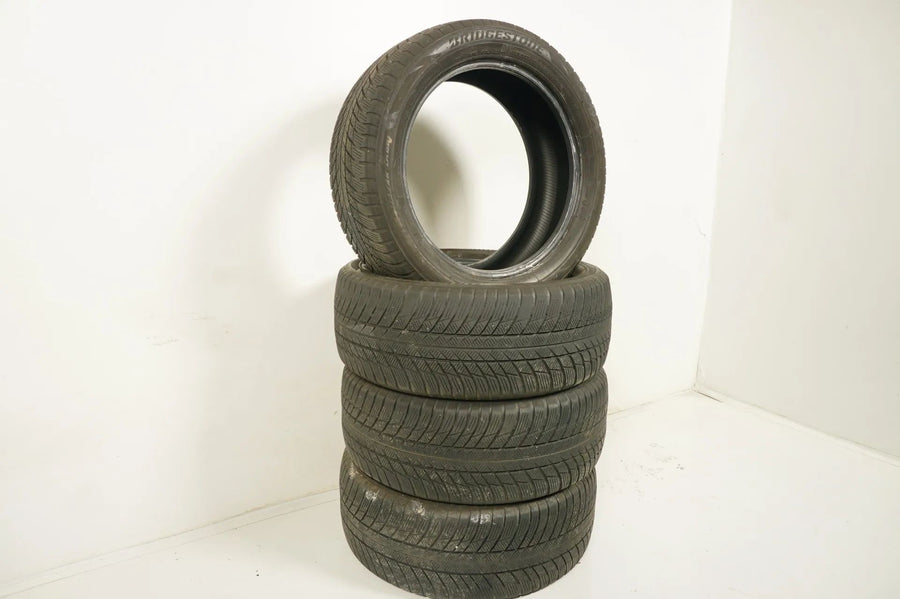 4 x Winterreifen Bridgestone 245 50 19 Zoll DOT18 Bmw* ca.5mm RFT