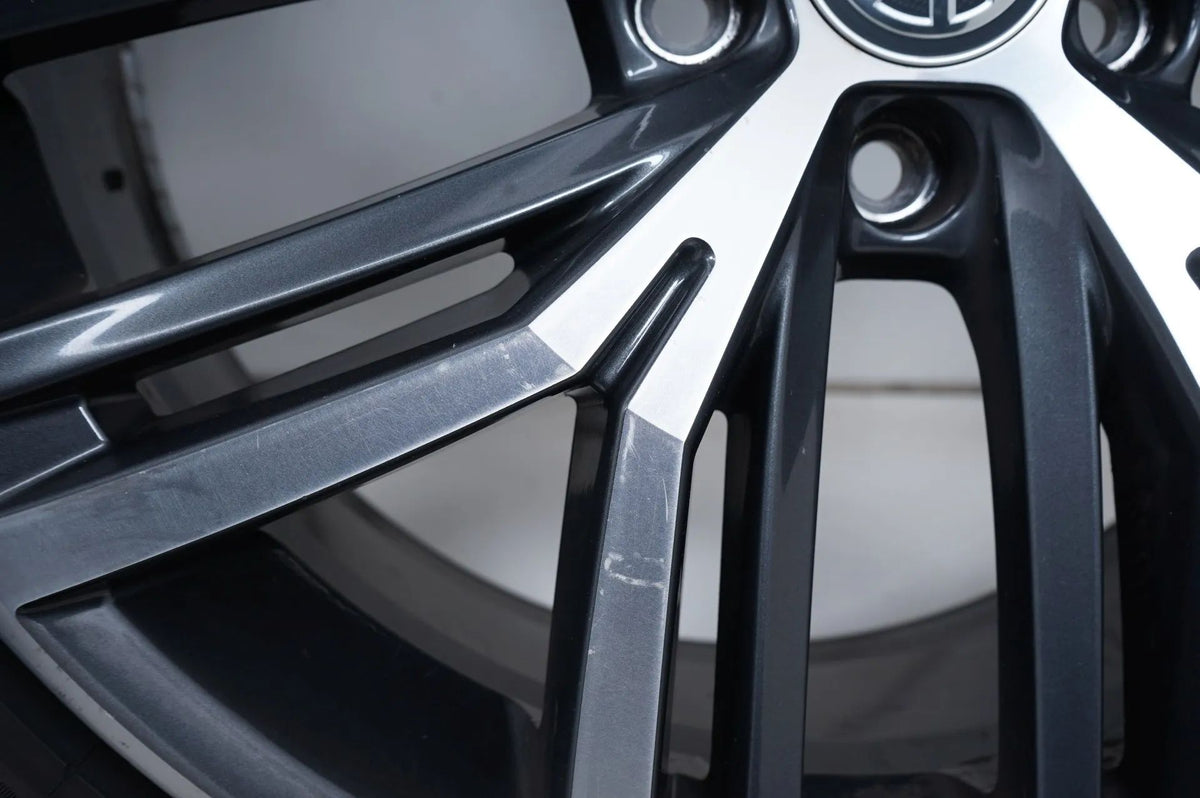 VW Passat 3G B8 summer tires, summer wheels 245/40/19 inch 3G0601025AG Detailansicht 12