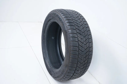 1x Pirelli winter tire 235 50 18 inch DOT17 approx. 7mm MO