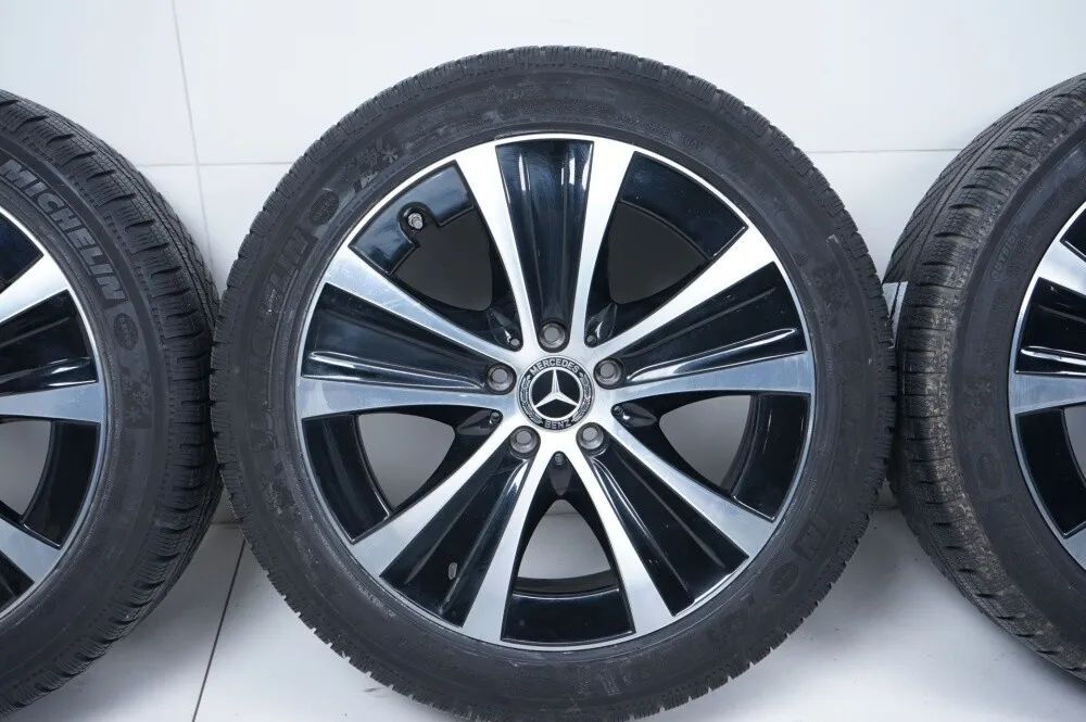 Mercedes E Klasse W213 Winterreifen Winterräder 245 45 18 Zoll Detailansicht 5