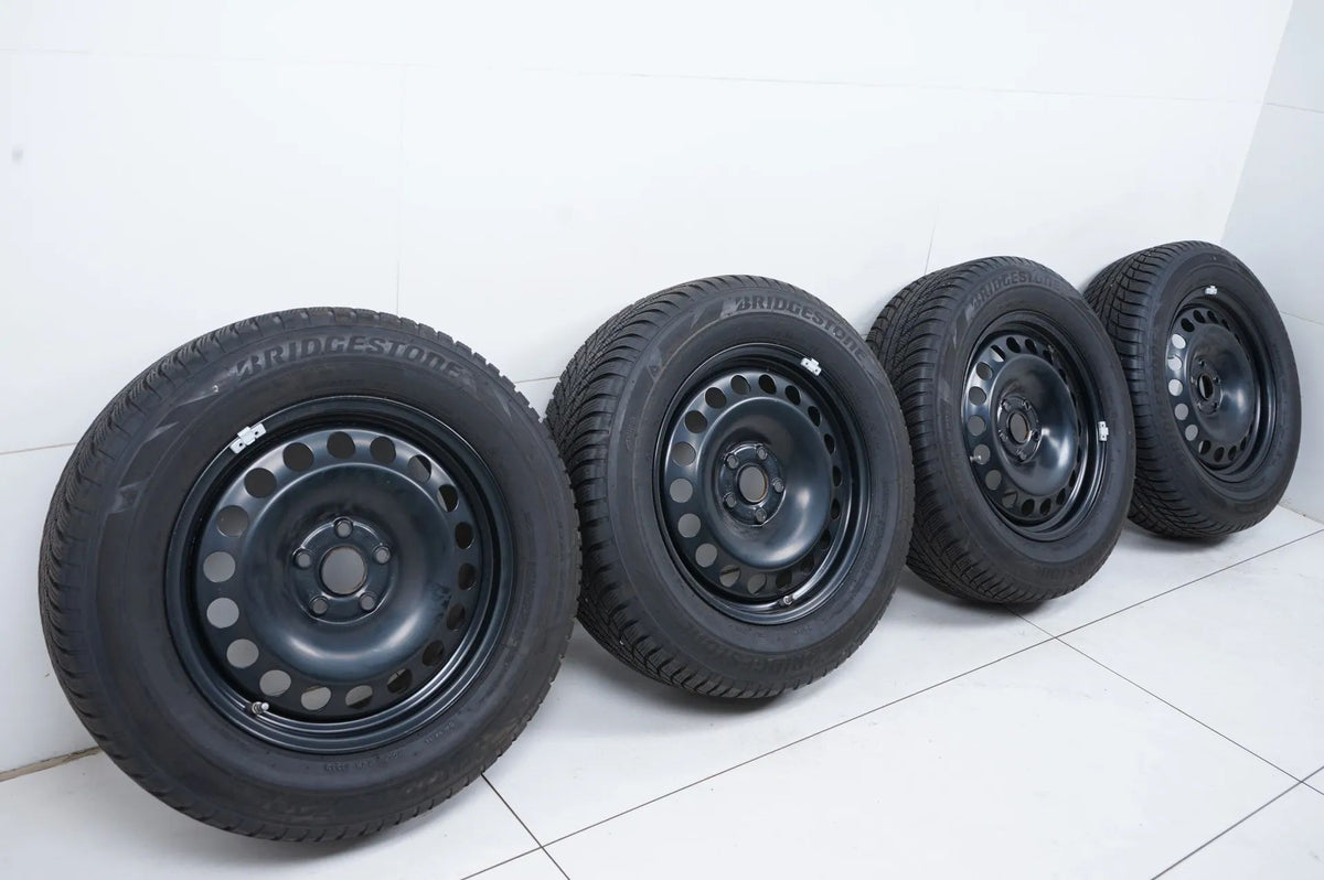 Audi Q3 83A F3 winter tires/wheels 215/65/17 inch Detailansicht 2