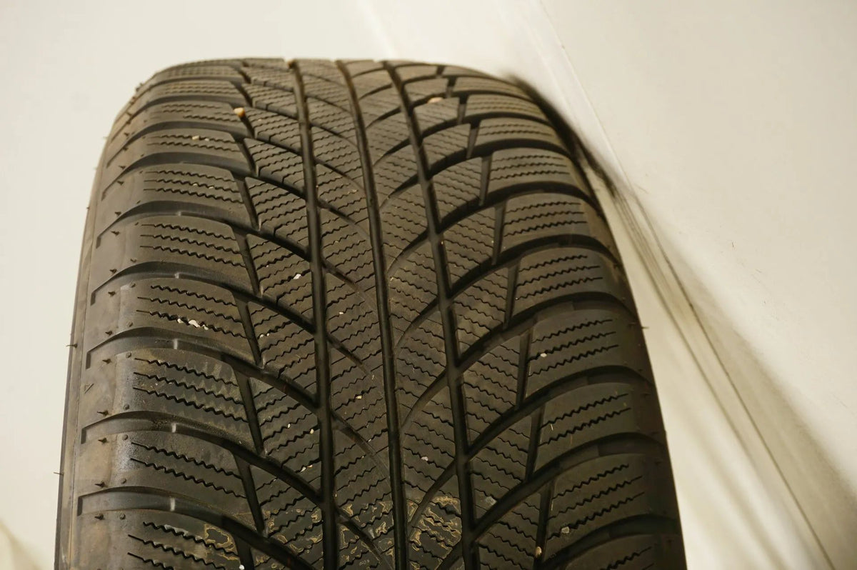 MINI Countryman F60 winter tires/wheels 225/55/17 inch Detailansicht 12