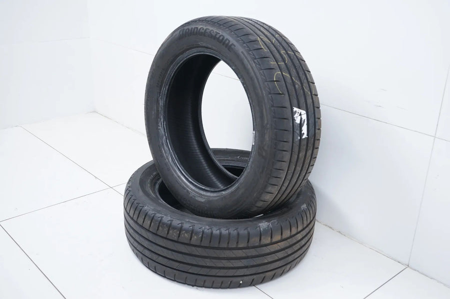 2 x Sommerreifen 235 55 18 Zoll Bridgestone DOT20 ca.6 mm MO