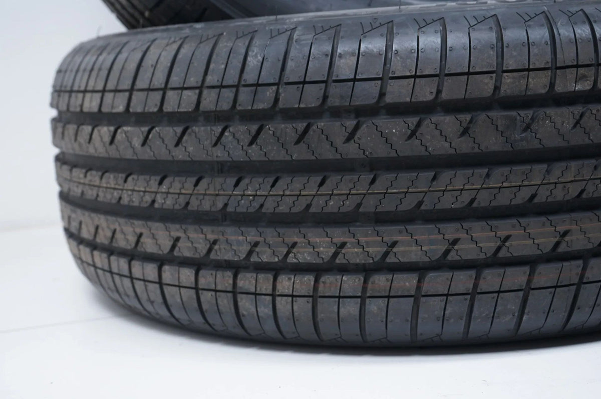 2 x DEMO summer tires 235 55 18 inch Bridgestone DOT23 MO Detail view 6