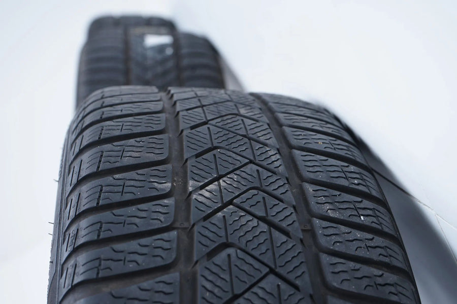 Mercedes C-Class W206 winter tires/wheels 225/45/18 inch