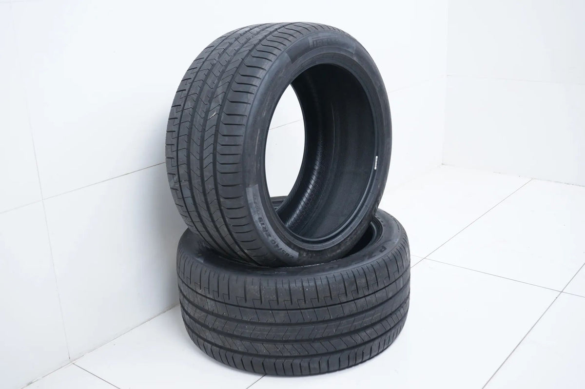 2x New Demo Summer Tires 285 40 19 inch Pirelli P Zero DOT23 MO Detail view 3