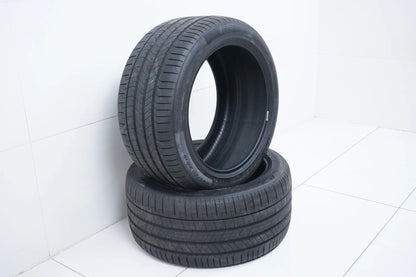 2x New Demo Summer Tires 285 40 19 inch Pirelli P Zero DOT23 MO