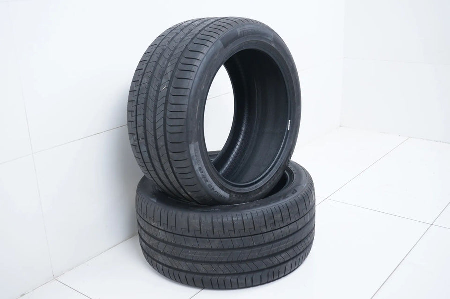 2x New Demo Summer Tires 285 40 19 inch Pirelli P Zero DOT23 MO