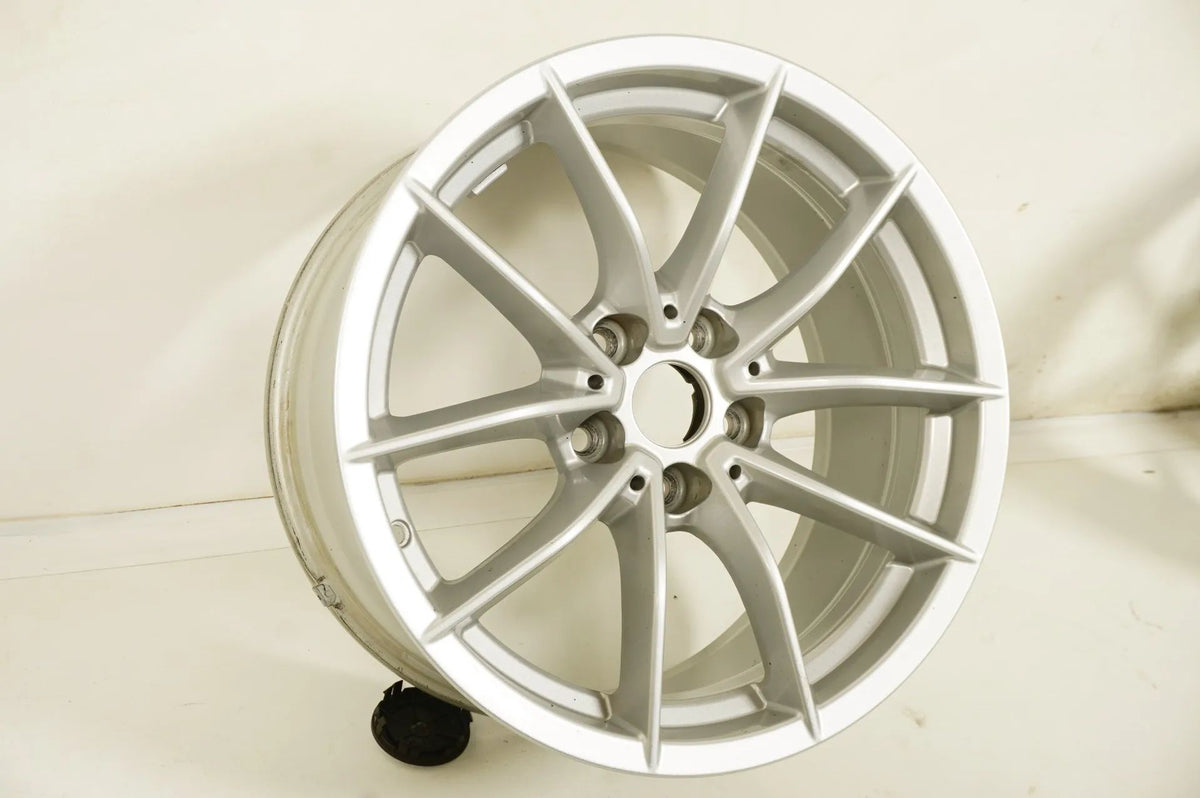1 x Original BMW Z4 G29 17-inch Alloy Wheel 6879184 768 8.5J Detailansicht 3