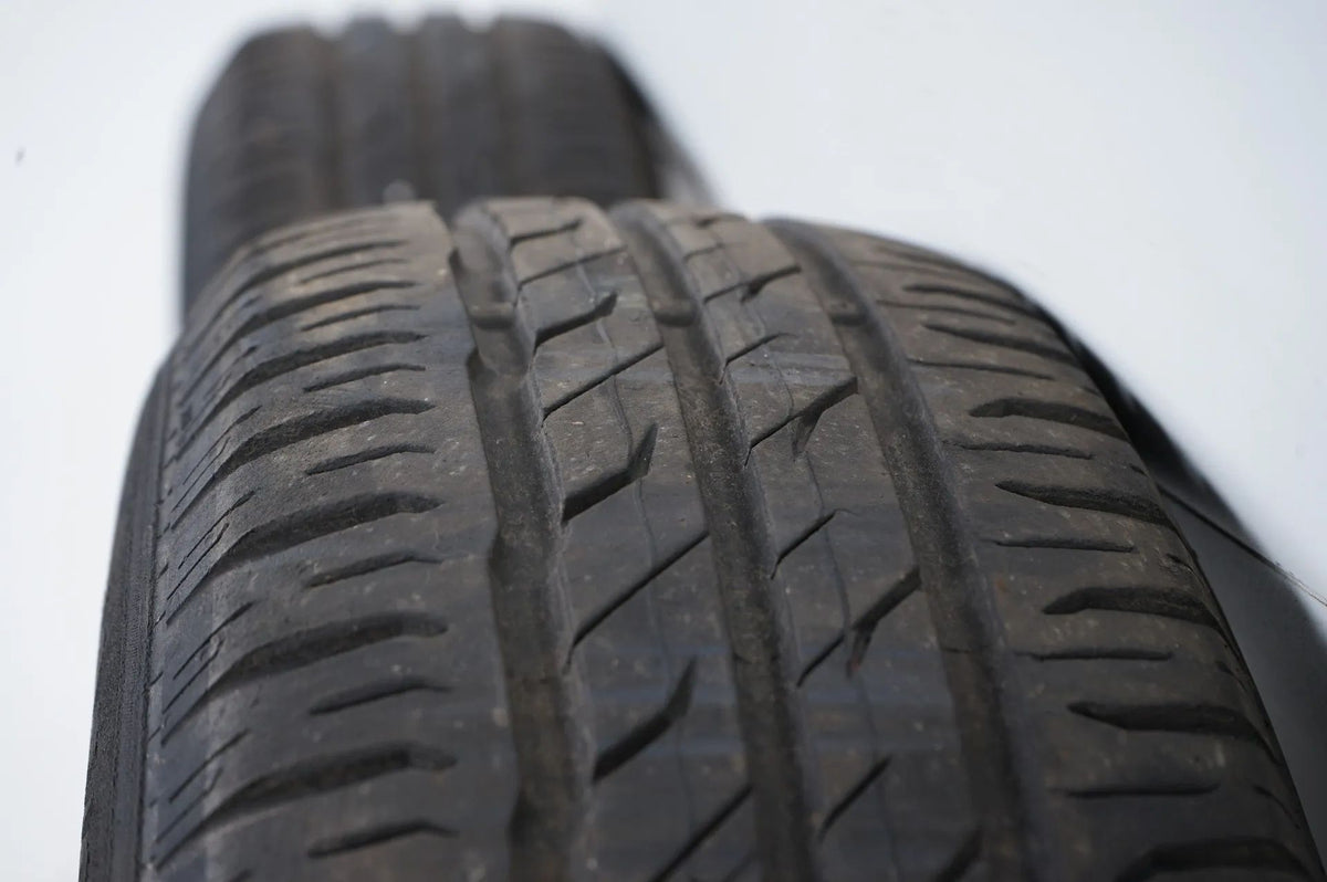 Volkswagen VW Caddy summer tires, summer wheels 195/65/15 inch Detailansicht 11