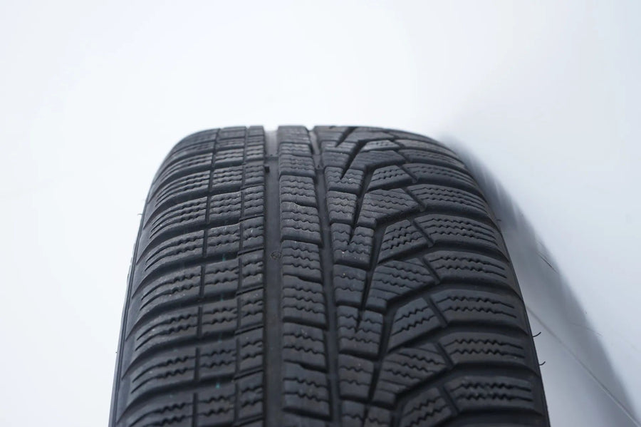 Mercedes Classe A B W177 B247 Roues complètes hiver Pneus hiver 17 pouces