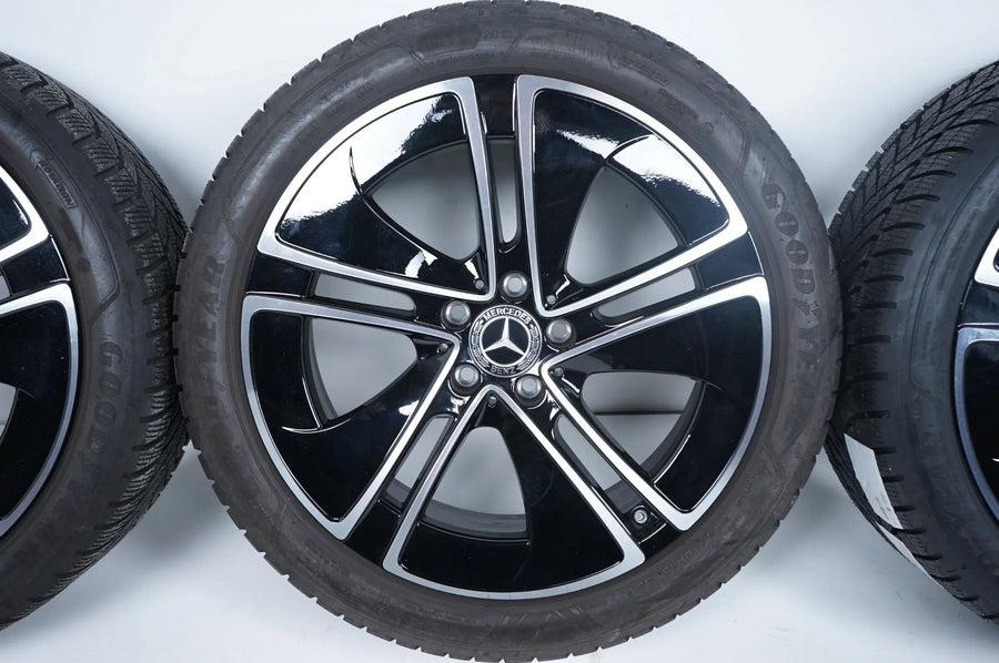 Pneus/jantes hiver 245/40/19 pouces pour Mercedes Classe CLE W236