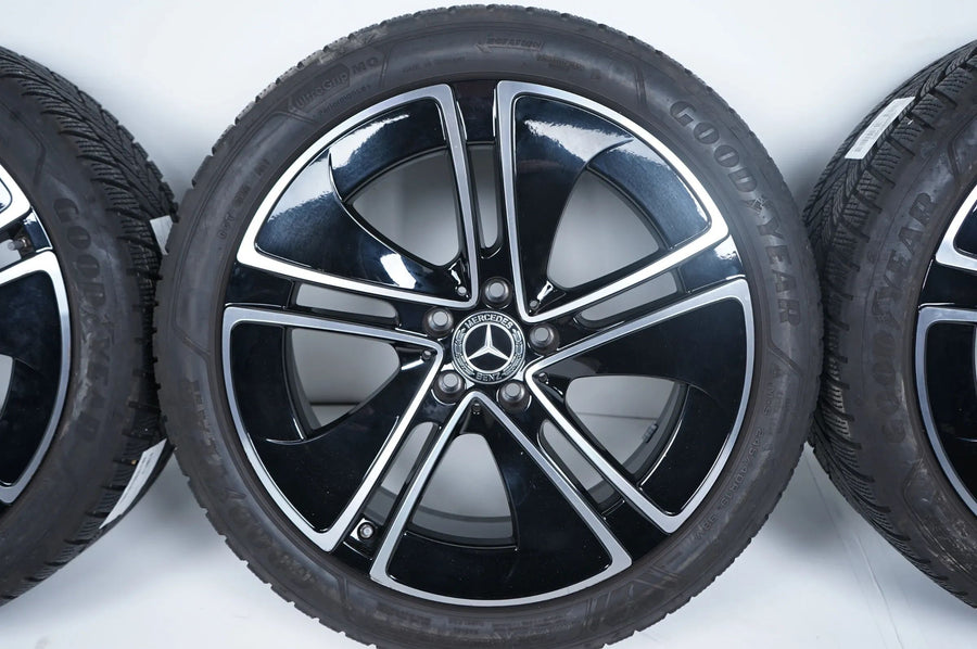 Pneus/jantes hiver 245/40/19 pouces pour Mercedes Classe CLE W236