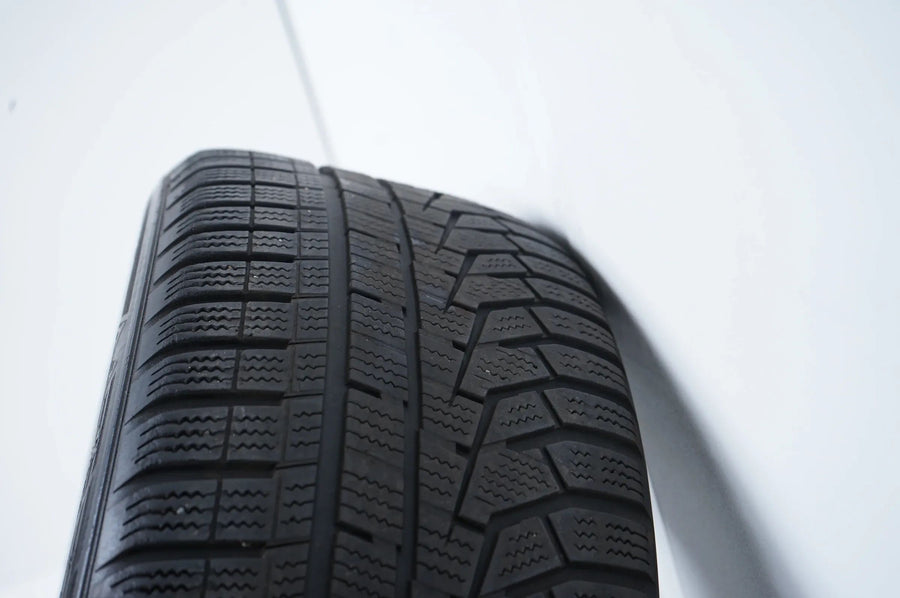 Pneumatici invernali e ruote invernali Mercedes Classe C W205 225 50 17 pollici