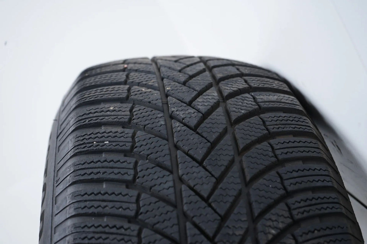 Volkswagen Amarok winter tires/wheels 245/65/17 inch Detailansicht 17