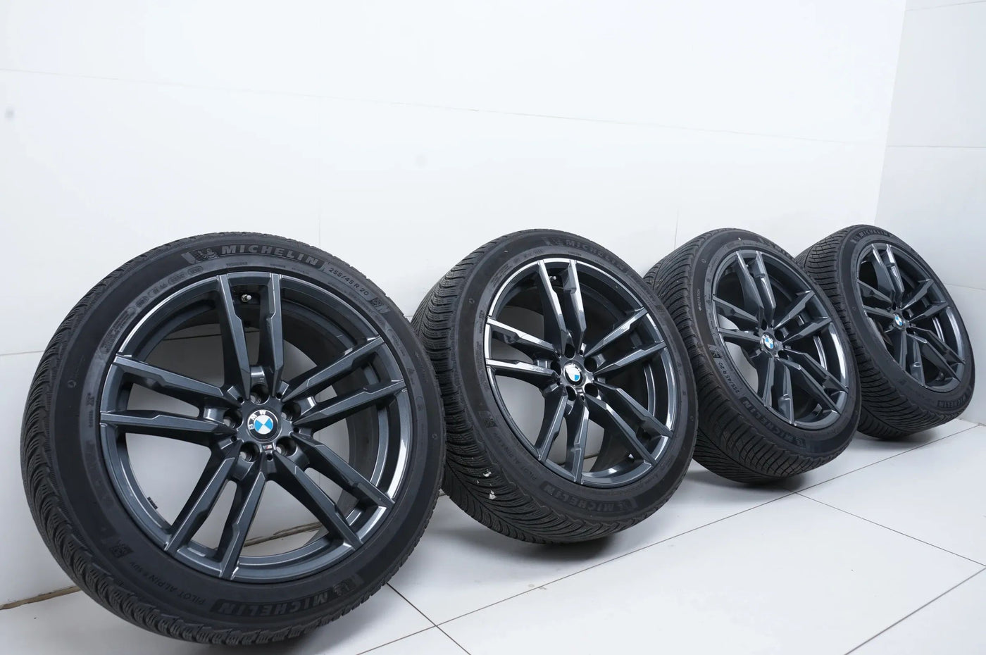 BMW X3M X4M F97 F98 Winter Wheels Winter Tires 255 45 20 inch M764