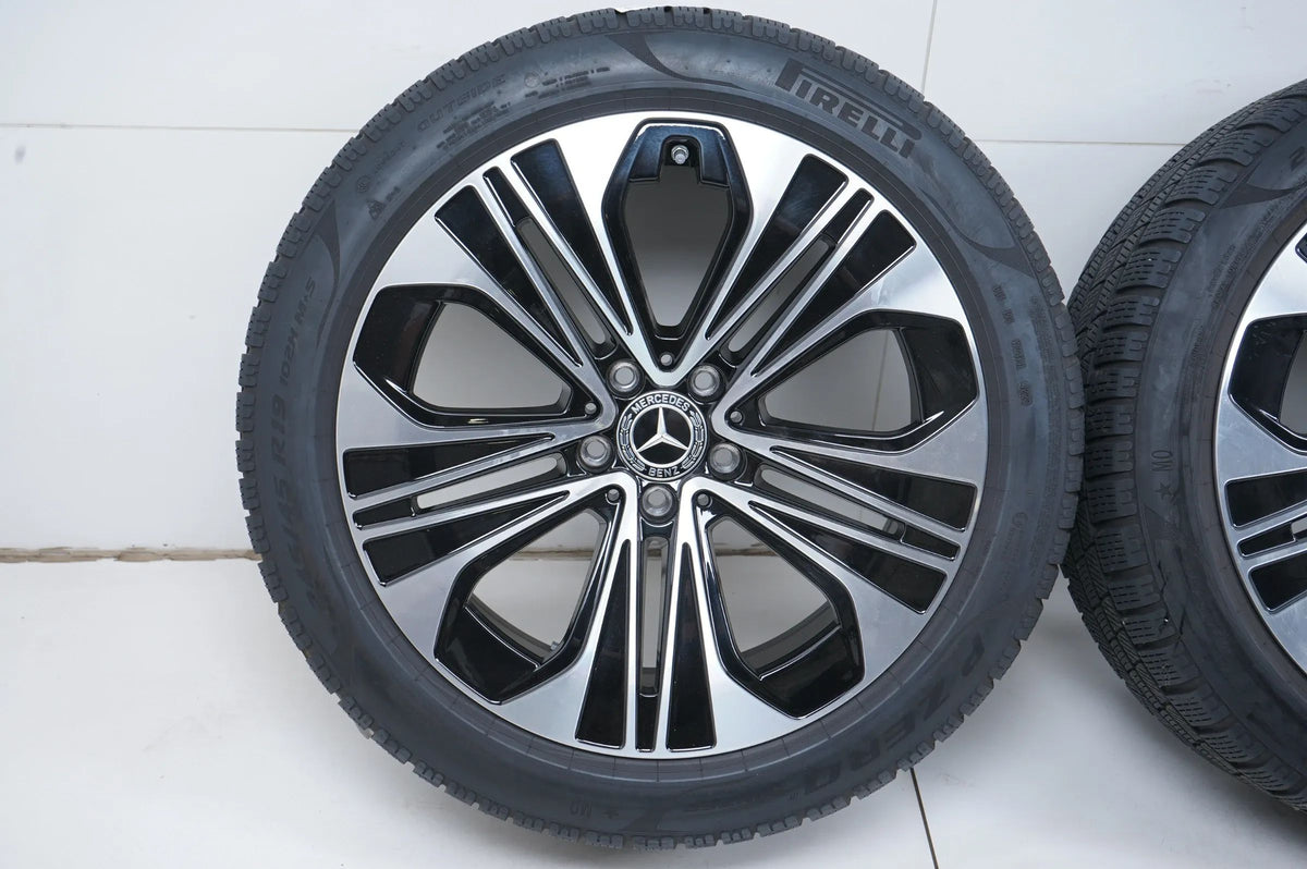 Mercedes E Klasse W214 Winterräder Winterreifen 245 45 19 Zoll Detailansicht 3