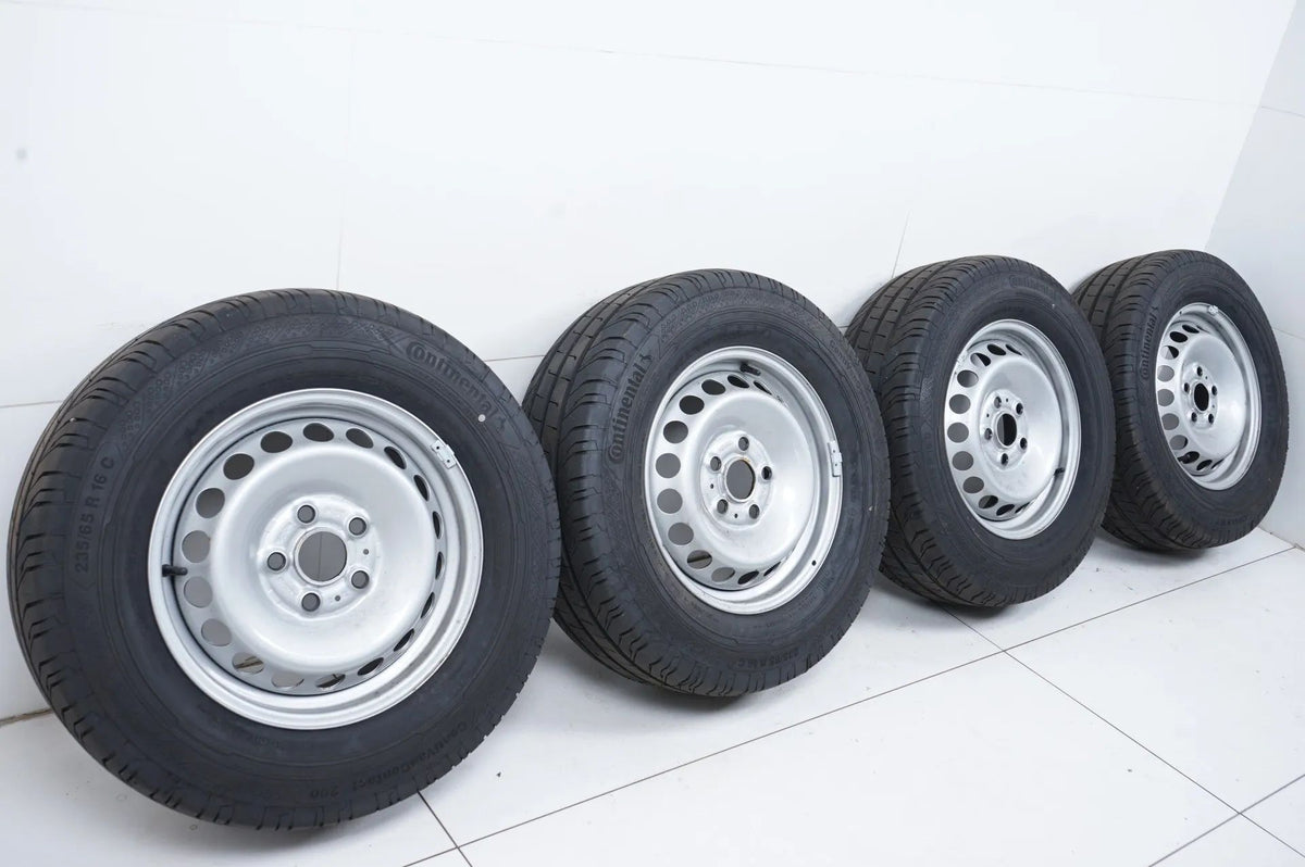 VW Volkswagen Crafter summer tires summer wheels 235 65 16C inch 8m Detailansicht 2