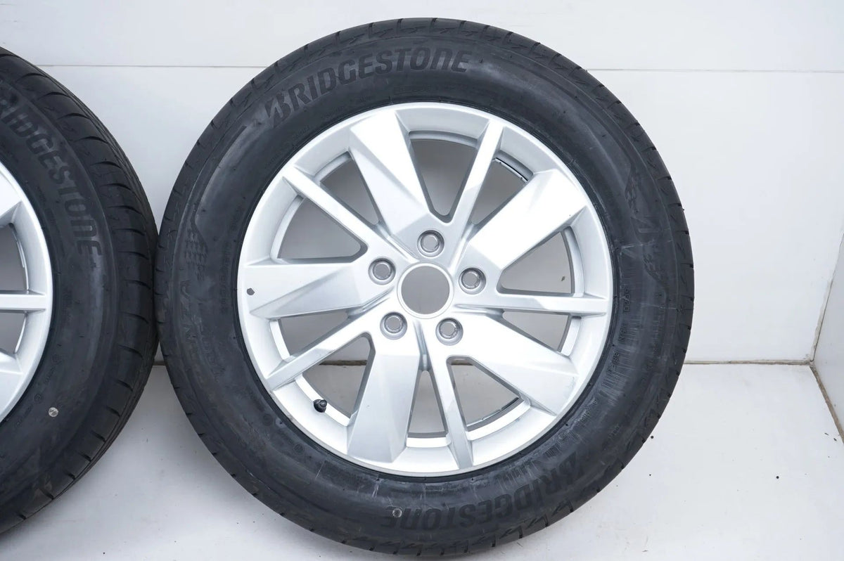 VW Volkswagen Caddy 2K7 Summer Tires Summer Wheels 16 Inch Detailansicht 6