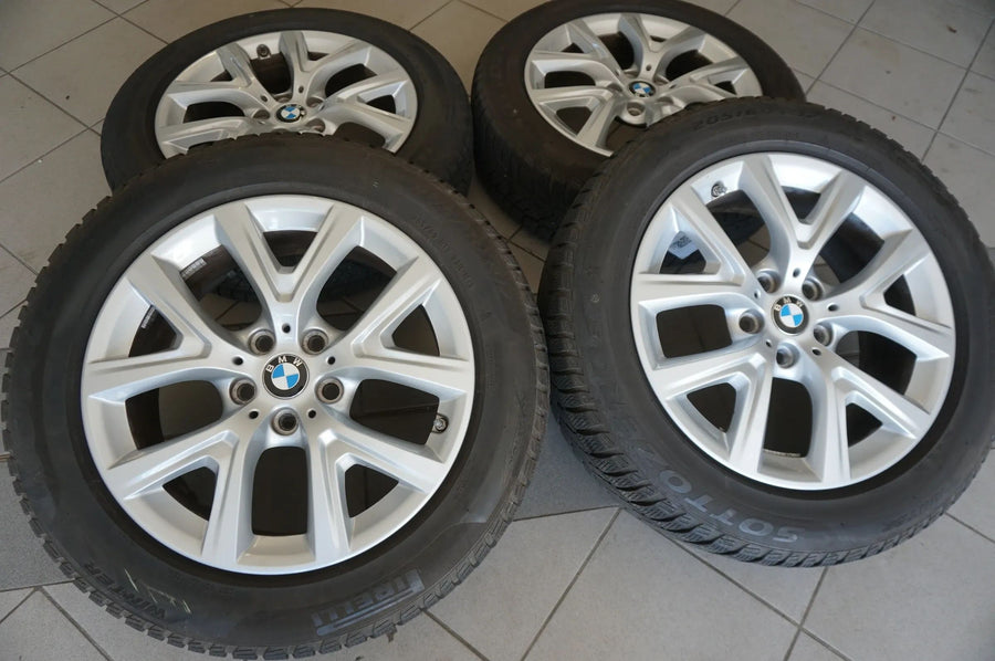 Jantes alliage d'origine BMW X1 F48 X2 F39 roues hiver pneus hiver 205 60 R17 pouces