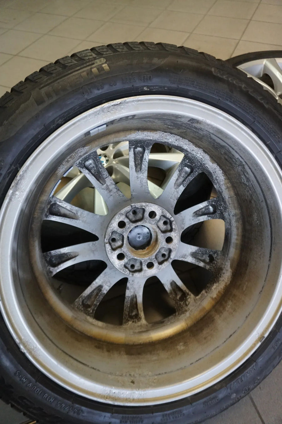Original BMW 5 Series G30 G31 Alloy Wheels Winter Tires Winter Wheels 245 45 R18 Inch 6mm