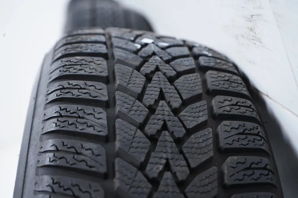 Smart W453 A453 Winterreifen Winterräder Alufelgen 15 Zoll Detailansicht 14
