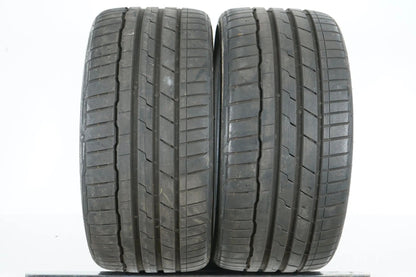 2 x Hankook summer tires 285 30 22 inch DOT22 approx. 6mm tread depth