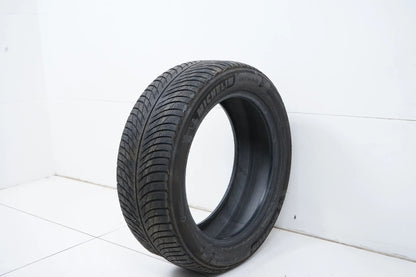1 x Michelin winter tire 245/50 R19 inch DOT23 BMW* approx. 5mm tread depth RFT