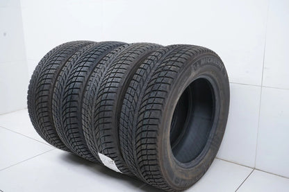 4x DEMO Winterreifen Michelin 235 65 17 Zoll DOT17 MO