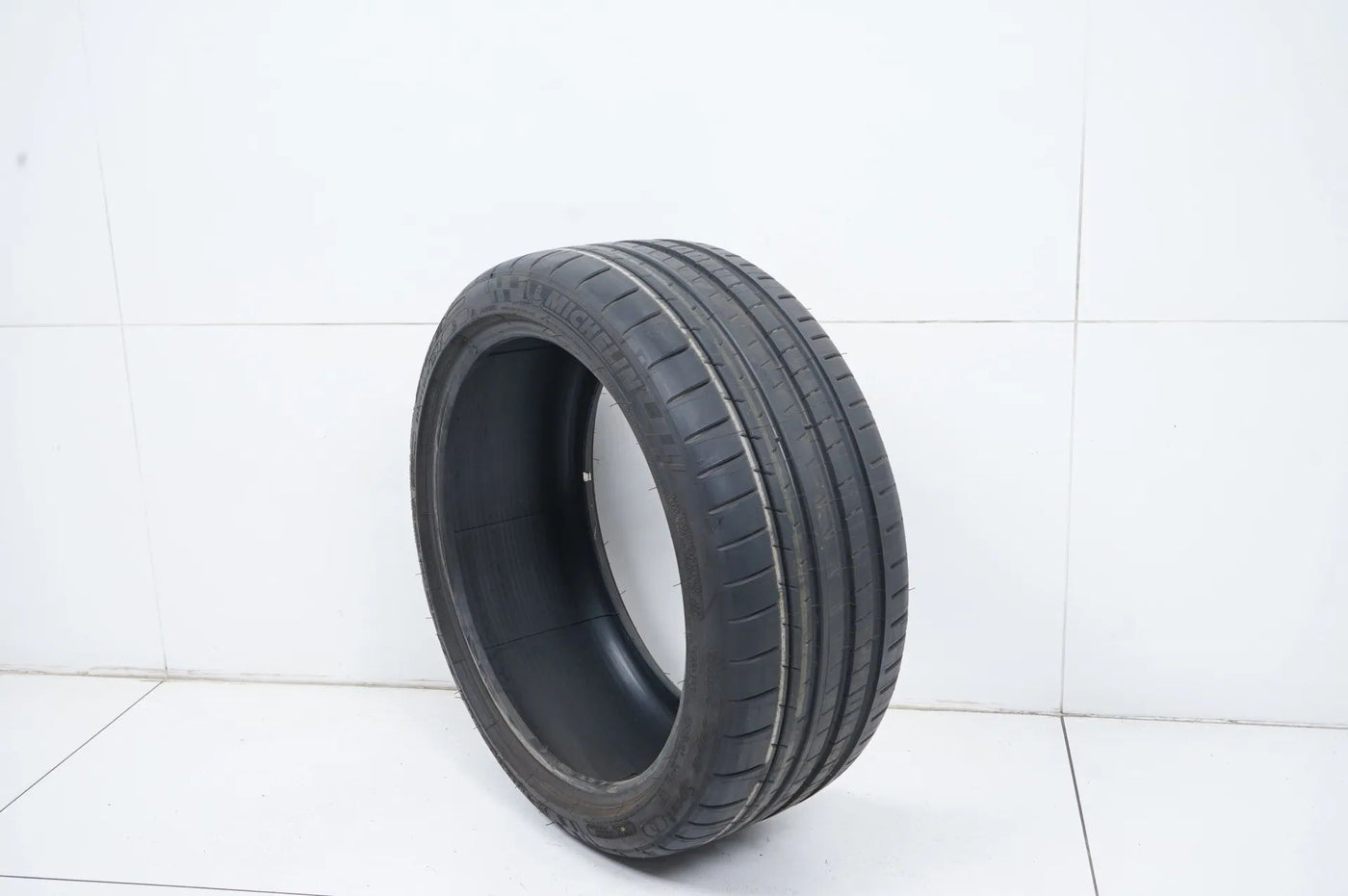 1x DEMO Sommerreifen Michelin 225 40 18 Zoll DOT20 Bmw*