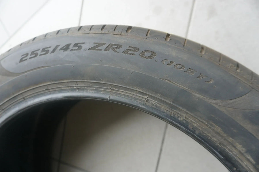 1 X 255 45 ZR20 R20 105Y Pneu d'été Pirelli P Zero PZero MO 2022 7mm