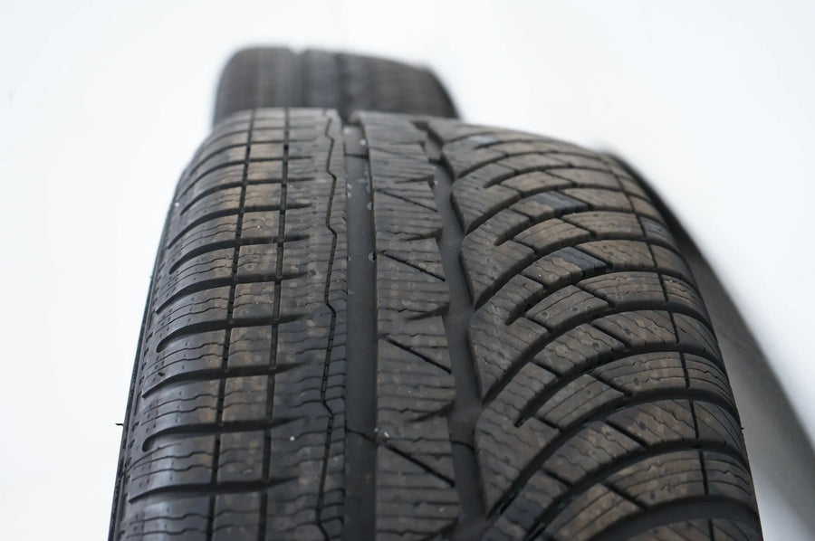 BMW 5er G30 G31 Winterreifen Winterräder 245 45 18 Zoll 7mm DOT25