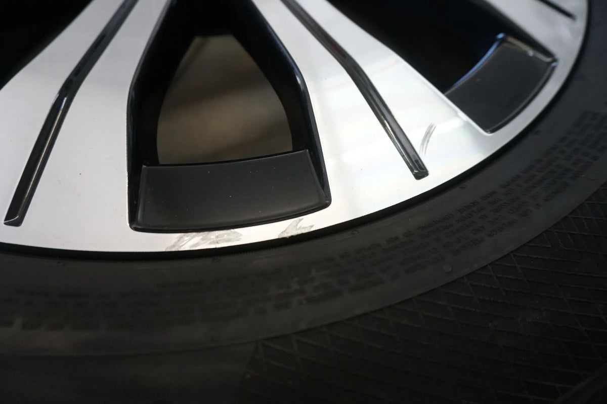 Cerchi in lega originali Mercedes EQA EQB X243 H243 da 18 pollici con pneumatici invernali 215 60 R18 Visualizzazione dettagliata 14