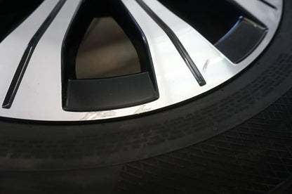 Cerchi in lega originali Mercedes EQA EQB X243 H243 da 18 pollici con pneumatici invernali 215 60 R18