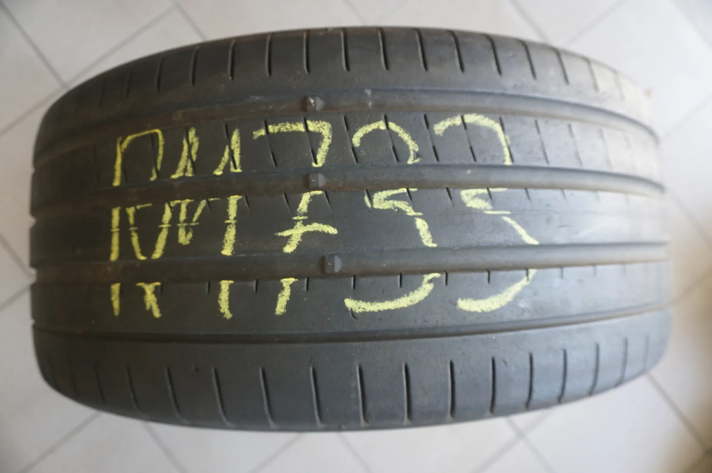 1 X 275 40 R21 107Y Sommerreifen Yokohama Advan Sport V107 * 2021 6mm